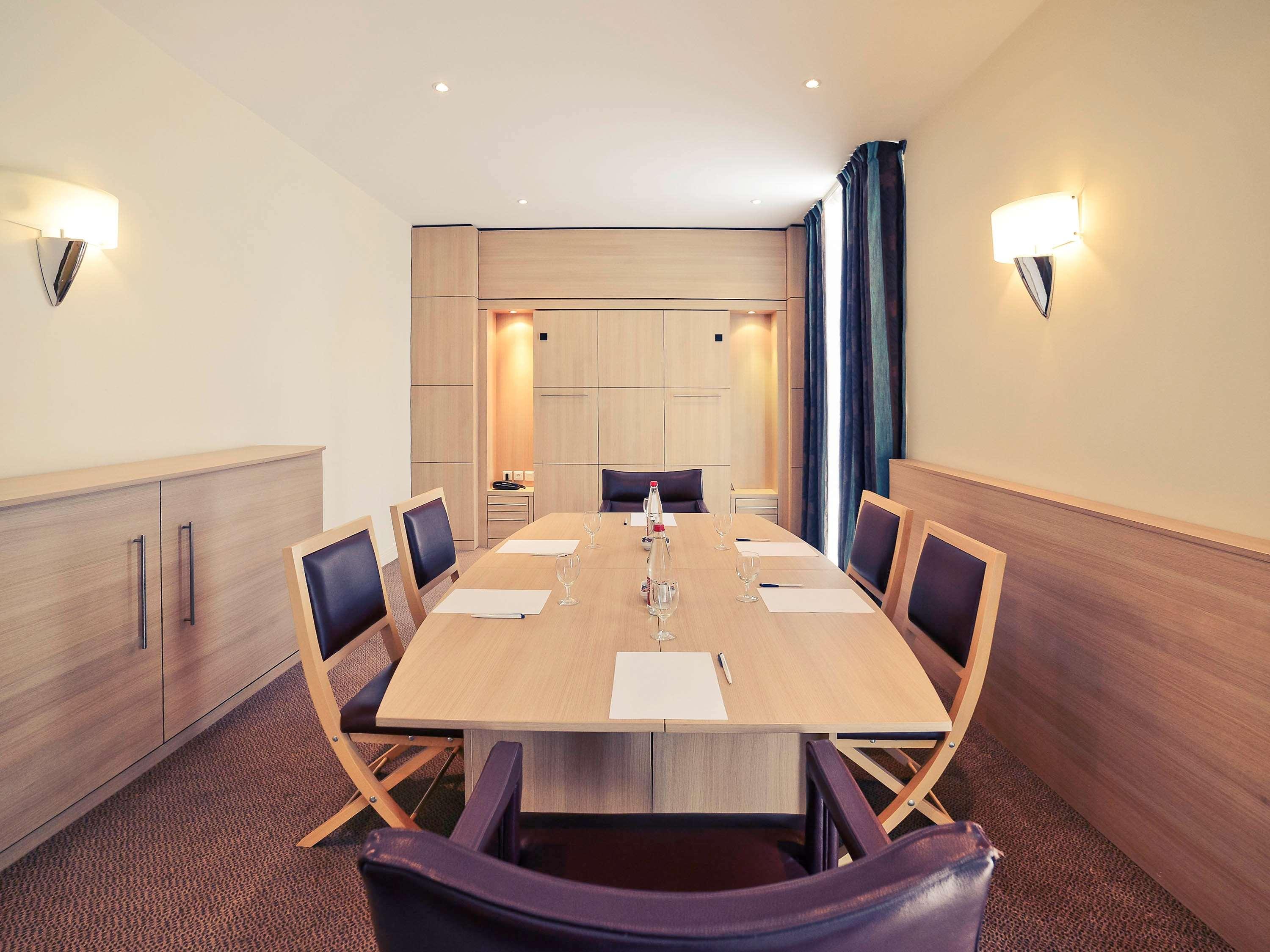Mercure Centre Le Grand Hotel 4*