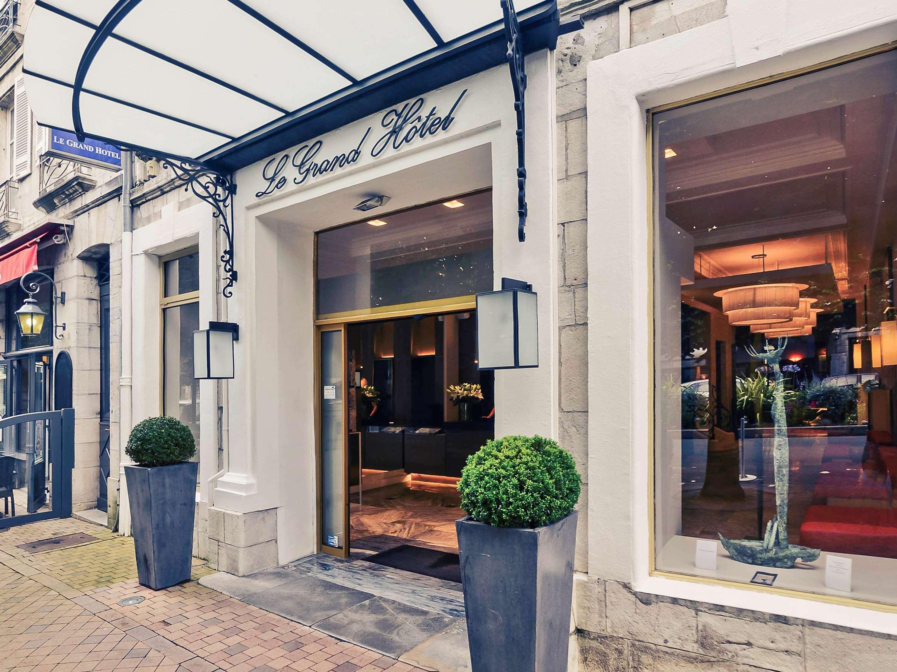Mercure Centre Le Grand Hotel 4*