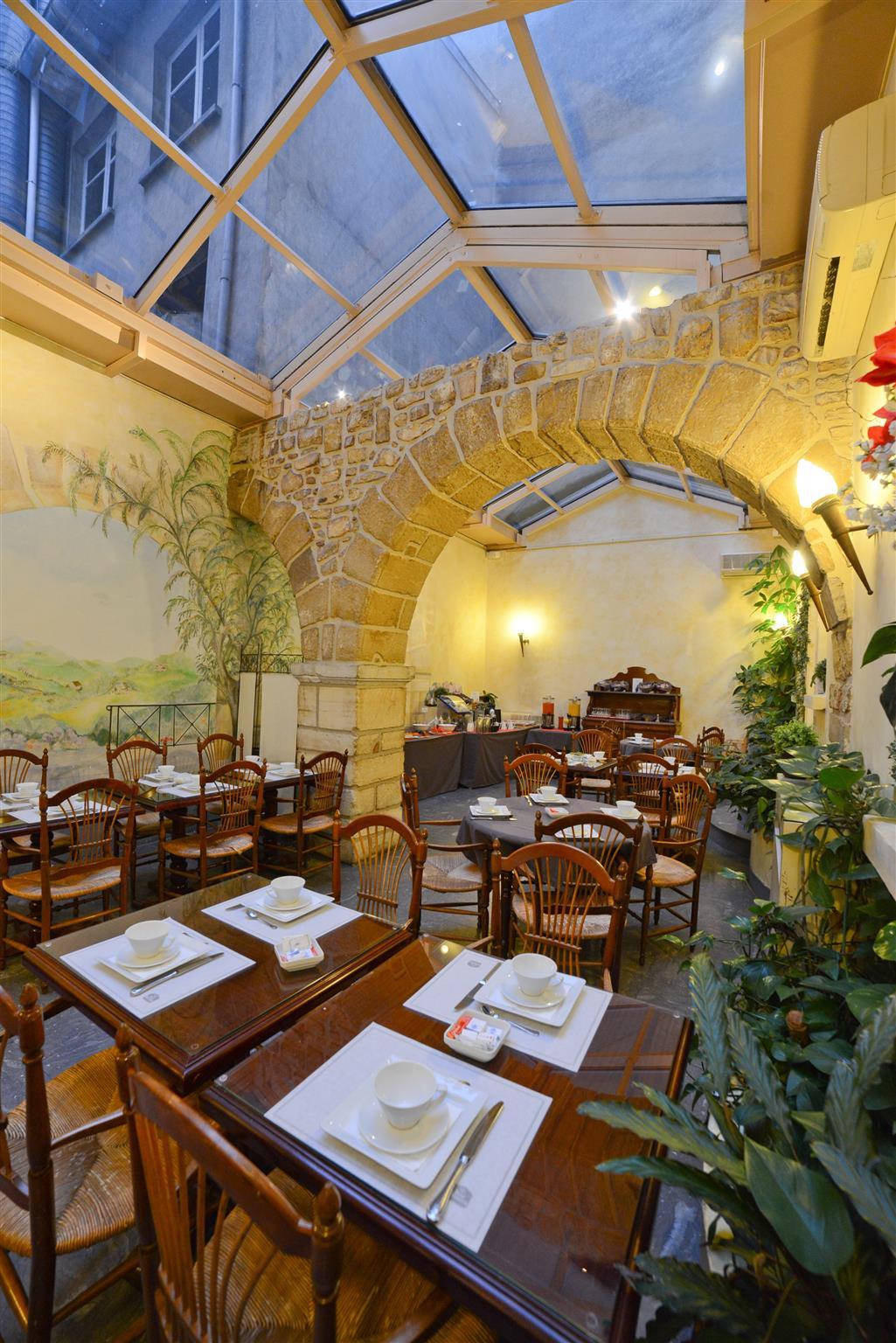 Mercure Centre Le Grand Hotel Baiona